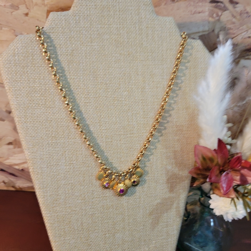 Elegant Gold Necklace with Pink Accents